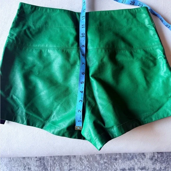 🍀 Free People Vibrant Green Skort - Picture 7 of 10